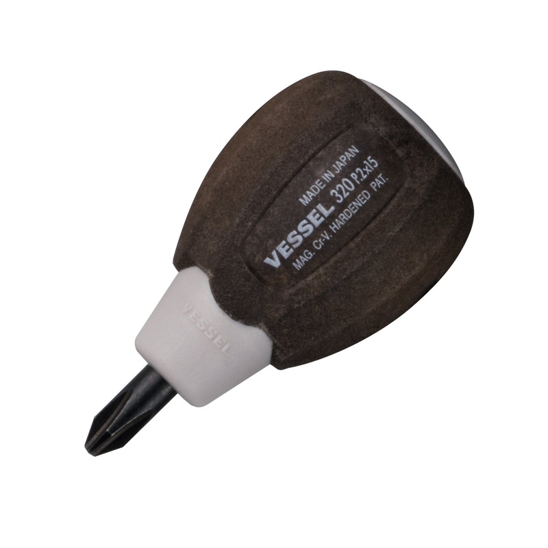 Vessel Wood-Compo Stubby Screwdriver No.320 – 2×15