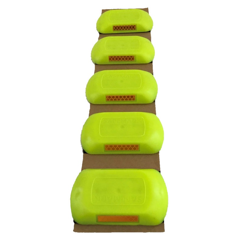 Temporary Reflective Road Studs (Cats Eyes) – Strip of 5