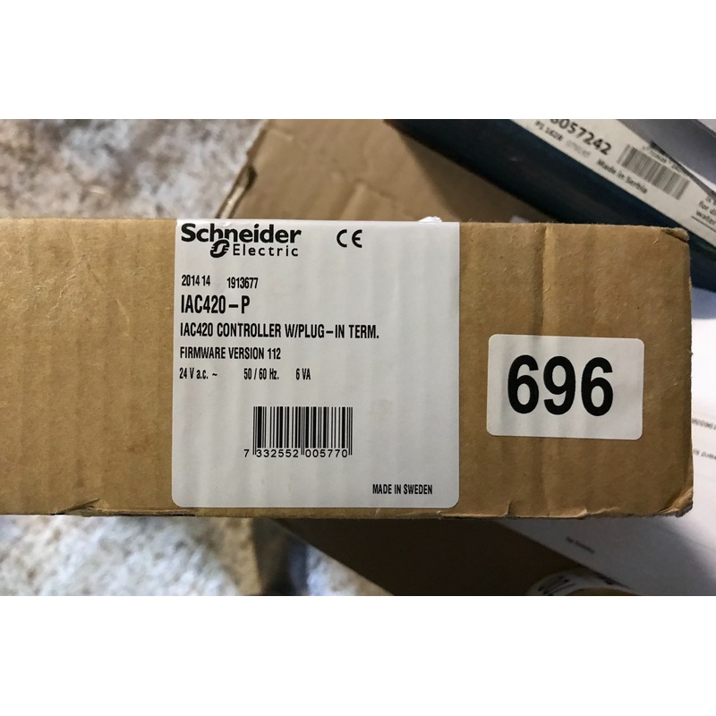 Schneider Satchwell IAC420-P Controller Panel #3148