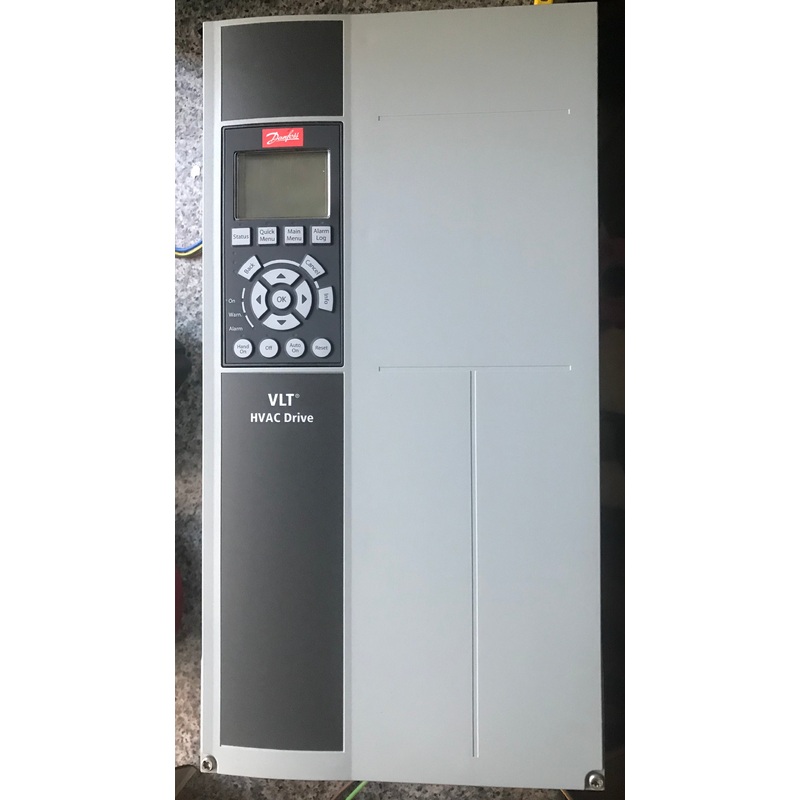 Danfoss VLT FC-102 P4K 4.0 KW HVAC Variable Speed Drive Inverter 131B9299  #1734