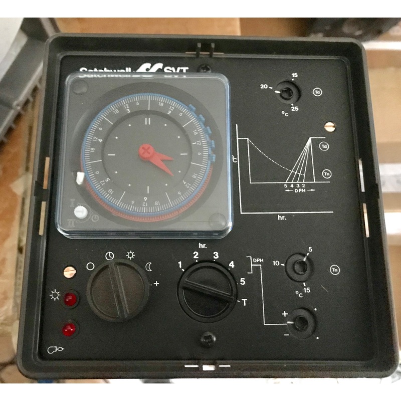 Schneider Satchwell Invensys SVT 4201 compensator Optimiser Controller Panel #1753