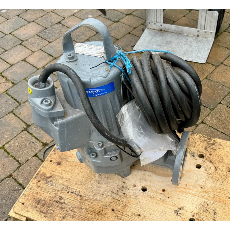 Flygt NP 3102.190 SH 4.2kW 255 adaptive impeller 400v submersible waste water pump DN80 #4059