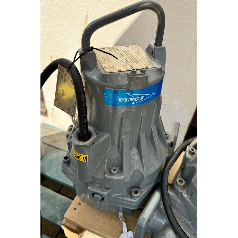 Flygt NP 3085.092 255 SH 2.4kw 400v Hard Iron submersible waste water pump #4177