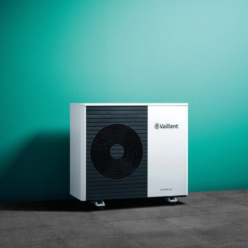 Vaillant aroTHERM Plus 7kW Air Source Heat Pump 0010037213